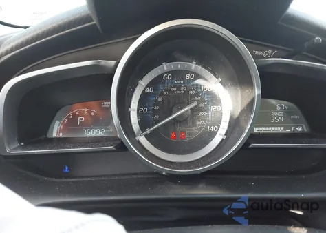 2018 Toyota Yaris Ia z USA, uszkodzony, nr VIN 3MYDLBYV4JY300265